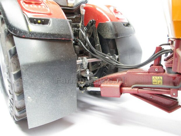 Dubbele Ondertrekhaak BASIC geleverd in FORD UH BLAUW met 2x stuurstang aansluiting + 2x trekhaak hoogtes  1:32          