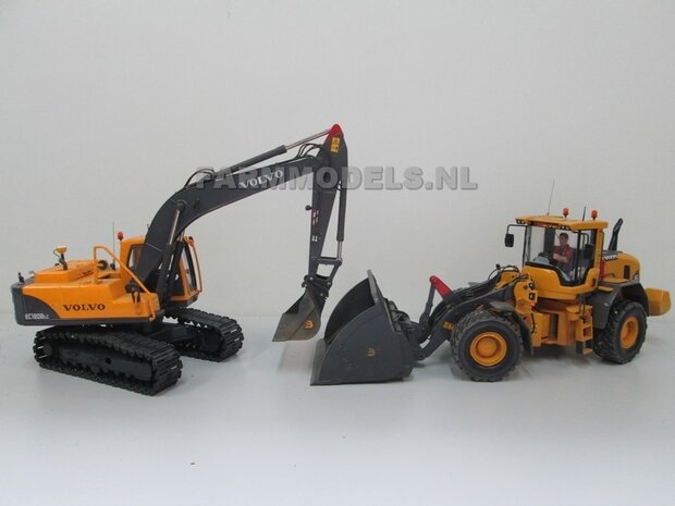 2x BECO Logo t.b.v. bakken / hulpstukken BECO, 1:32 