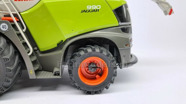 &Oslash; 47.1 mm: CLAAS Jaguar 900 Serie MargeModels: 2x Trelleborg Banden met RESIN Velgen BLANK geleverd  1:32   Farmmodels Custom Line Series  