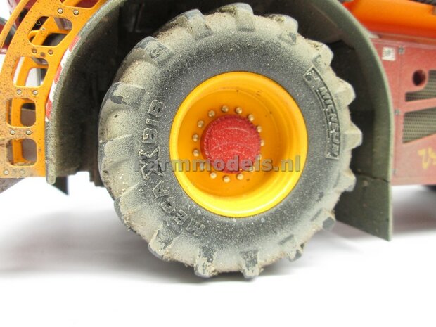 &Oslash; 61.5 x 33.3 mm: VREDO VT 7028: 2x Michelin 1050 lagedruk Banden + ALU. velgen ZWART GLANS gespoten 1:32 Farmmodels Custom Line Series    