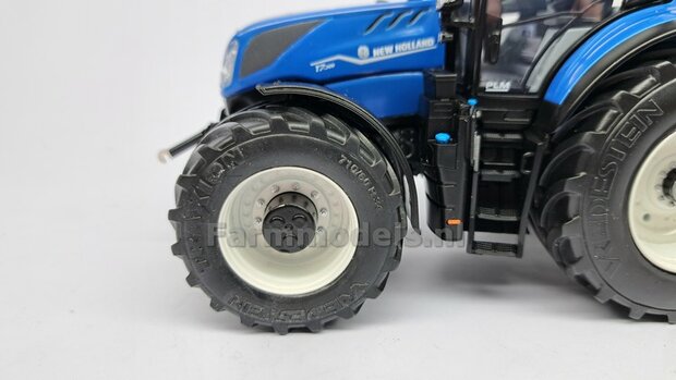 &Oslash; 52.3 x 24.2 mm: NEW HOLLAND T7.300 BLUE UH: 2x Brede Banden + ALU. Velgen NEW HOLLAND WIT Gespoten 1:32 Farmmodels Custom Line Series  