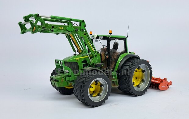 &Oslash; 59.6 x 8.7 mm: 2x CULTUUR BANDEN met ALUMINIUM DUBBELLUCHT VELGEN, velgen ZWART GLANS Gespoten geleverd 1:32 Farmmodels Custom Line Series.