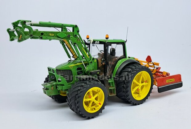 &Oslash; 61 x 25 mm: JOHN DEERE 6930/ 7430 Wiking: 2x Brede Banden (nr. 2A) + ALU. velgen JOHN DEERE GEEL Gespoten geleverd 1:32 Farmmodels Custom Line Series 