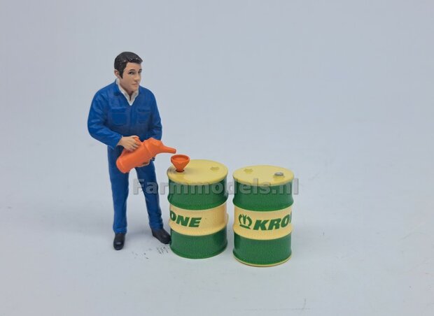 2x KRONE OLIEDRUMS + 3x losse doppen OLIEDRUMS Resin KRONE GEEL gespoten geleverd + KRONE Pr&eacute;-Cut Decal stickersets 1:32