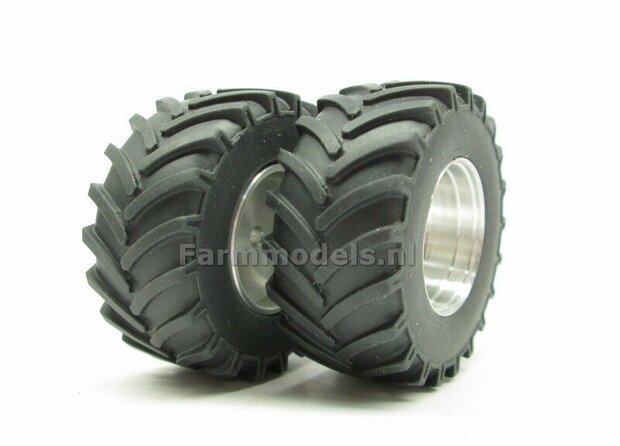 &Oslash; 47 x 20.5 mm: JOHN DEERE 4755/ 4955 SCHUCO: 2x Brede Banden (nr. 1A) + ALUMINIUM velgen BLANK geleverd 1:32 Farmmodels Custom Line Series 
