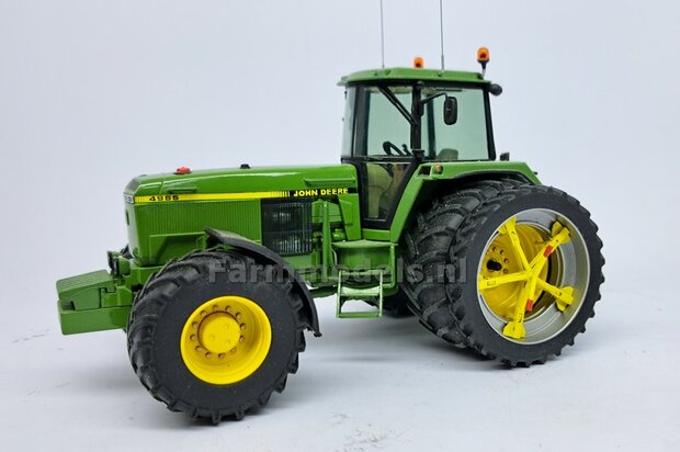 &Oslash; 61 x 25 mm: JOHN DEERE 4755/ 4955&nbsp;van SCHUCO.: 2x Brede Banden (nr. 2A) + ALUMINIUM velgen BLANK geleverd 1:32 Farmmodels Custom Line Series
