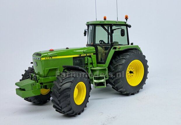 &Oslash; 61 x 25 mm: JOHN DEERE 4755/ 4955&nbsp;van SCHUCO.: 2x Brede Banden (nr. 2A) + ALUMINIUM velgen BLANK geleverd 1:32 Farmmodels Custom Line Series