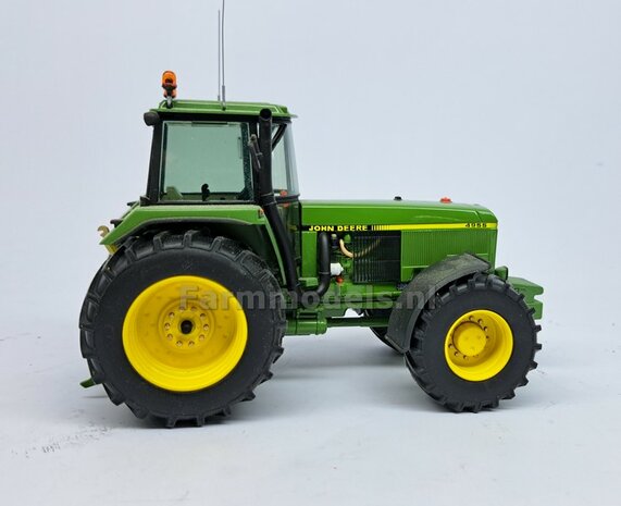 &Oslash; 61 x 25 mm: JOHN DEERE 4755/ 4955&nbsp;van SCHUCO.: 2x Brede Banden (nr. 2A) + ALUMINIUM velgen BLANK geleverd 1:32 Farmmodels Custom Line Series
