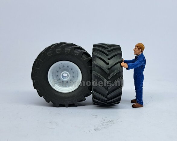 &Oslash; 58.2 mm x &Oslash; 27 mm: UNIVERSEEL: 2x Brede banden + DieCast velgen WIT geleverd 1:32