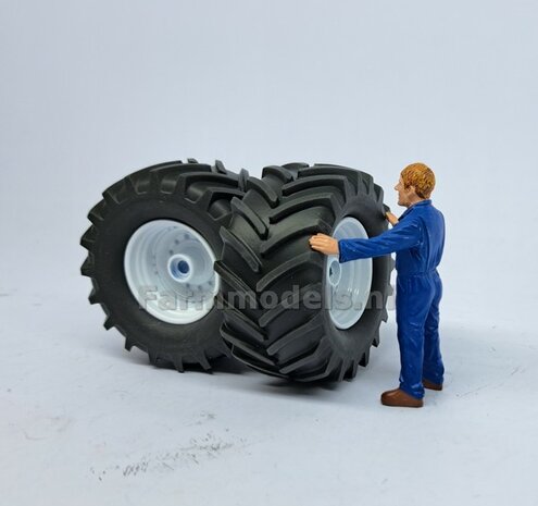 &Oslash; 58.2 mm x &Oslash; 27 mm: UNIVERSEEL: 2x Brede banden + DieCast velgen WIT geleverd 1:32