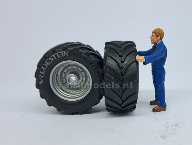 &Oslash; 52.3 x 24 mm: CASE OPTUM &amp; NH T7.315 BLUE POWER: 2x Vredestein Traxion banden Die Cast velgen ALUMINIUM METALIC Gespoten geleverd 1:32 