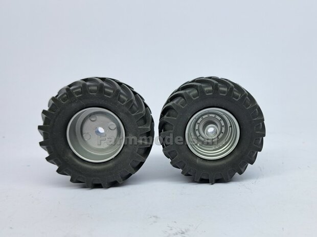 &Oslash; 58.2 mm x &Oslash; 27 mm: UNIVERSEEL: 2x Brede banden + DieCast velgen ALUMINIUM METALIC Gespoten geleverd 1:32