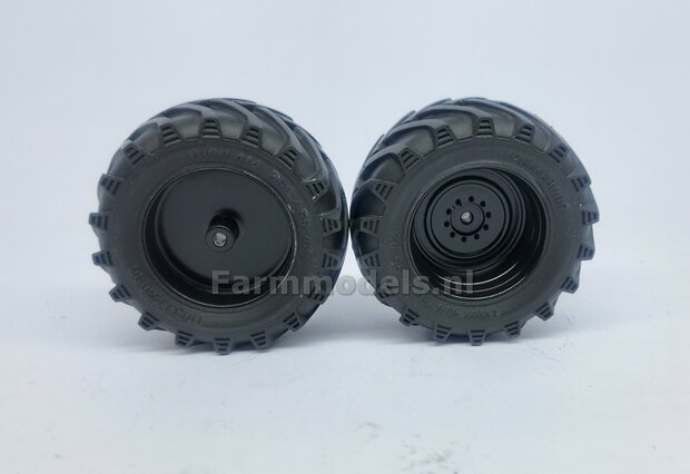 &Oslash; 61.7x 29.9 mm: Fendt 620 UH: 2x Brede banden + ALUMINIUM velgen ZWART GLANS Gespoten geleverd 1:32 Farmmodels Custom Line Series 