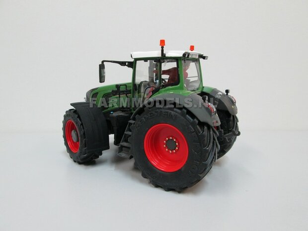 &Oslash; 53.3 x 24.1 mm: FENDT 939 Facelift Wiking: 2x Vredestein XL banden + ALU. Velgen ZWART GLANS gespoten geleverd t.b.v. Fendt 939 facelift Wiking 1:32                           