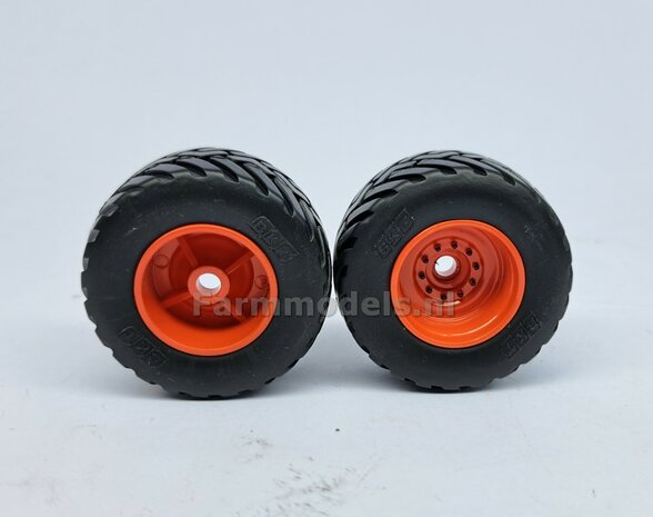 &Oslash; 46.1 x 22.9 mm: 2x BKT Banden + KUNSTSOF CLAAS ORANJE velgen, origineel afkomstig van de KAWECO Radium van UH 1:32    