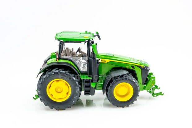 COMBI SET: 2x &Oslash; 52.7 mm + 2x &Oslash; 68.6 mm: JOHN DEERE 8r WIKING: 4x ORIGINELE BANDEN + AFDEK KAPPEN + WIELGEWICHTEN 1:32