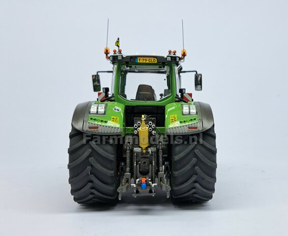 FENDT 942 Wiking: 2x ACHTERAS &quot;COVER&quot; SPATBORDEN ong. 8 mm breed  RESIN, FENDT 942 CHASSIS GRIJS gespoten geleverd 1:32  Farmmodels Premium Line
