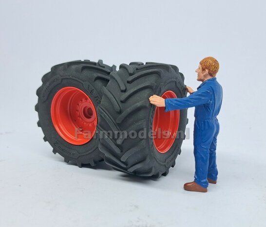 &Oslash; 56.7 x 26.1 mm: FENDT 942 Wiking: 2x Michelin Axiobib2 Banden + RESIN Velgen FENDT ROOD Gespoten geleverd 1:32    Farmmodels Premium Line Series  HALF MEI 2025 LEVERBAAR