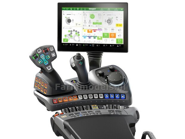 VERBOUWD: FENDT 942 Wiking met MICHELIN Axiobib2 Banden, ZWARTE velgen &amp; VarioGrip, eindvertragingen en spatborden voor- &amp; achteras 1:32 077865-REB-BLACK  MEI 2025