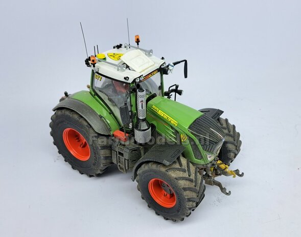 FENDT 939 DEMPER POT met BESCHERMKAP, perfect passend op de Fendt 939 Vario S4 van Wiking. RESIN, BLANK Geleverd geschikt voor uitlaat &Oslash; 4,2 mm  1:32  