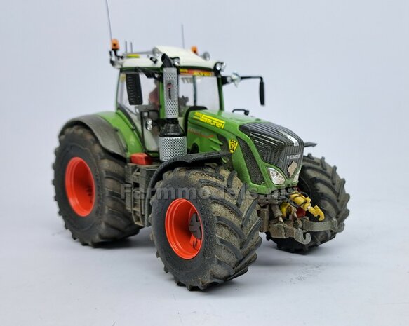FENDT 939 DEMPER POT met BESCHERMKAP, perfect passend op de Fendt 939 Vario S4 van Wiking. RESIN, BLANK Geleverd geschikt voor uitlaat &Oslash; 4,2 mm  1:32  