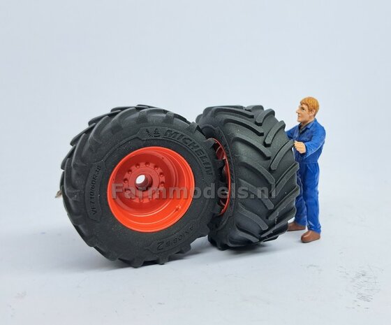 &Oslash; 56.7 x 26.1 mm: FENDT 942 Wiking: 2x Michelin Axiobib2 Banden + Resin Velgen FENDT TERRA-RED ROOD Gespoten geleverd 1:32    Farmmodels Premium Line Series  