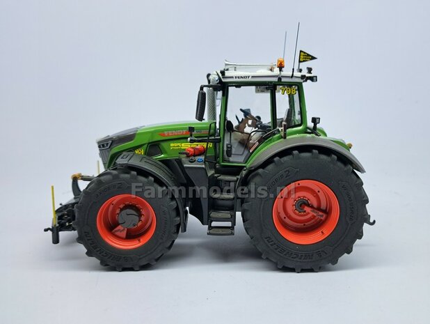 &Oslash; 56.7 x 26.1 mm: FENDT 942 Wiking: 2x Michelin Axiobib2 Banden + Resin Velgen FENDT TERRA-RED ROOD Gespoten geleverd 1:32    Farmmodels Premium Line Series  