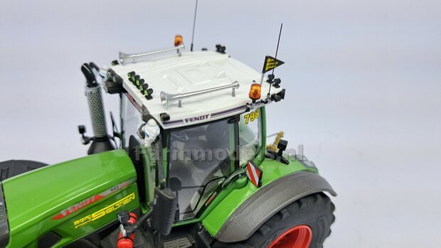 &Oslash; 56.7 x 26.1 mm: FENDT 942 Wiking: 2x Michelin Axiobib2 Banden + Resin Velgen FENDT TERRA-RED ROOD Gespoten geleverd 1:32    Farmmodels Premium Line Series  
