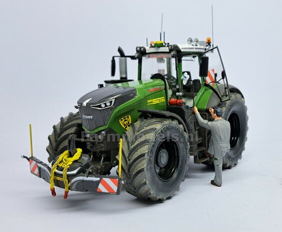 FENDT 1050 DEMPER POT met BESCHERMKAP, perfect passend op de Fendt 1050 Gen2 van Wiking. RESIN, BLANK Geleverd geschikt voor uitlaat &Oslash; 4,2 mm  1:32  