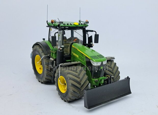 Beschermkap voor Uitlaat RESIN &Oslash; 6,6 mm x 17 mm, geschikt voor uitlaat serie met &Oslash; 4,2 mm en perfect voor de Fendt 1050 Gen2 van Wiking    1:32  
