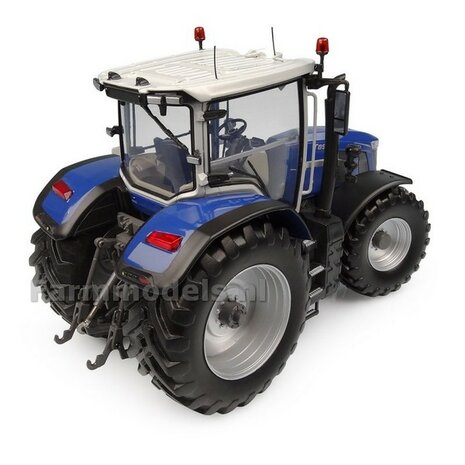 Iseki Big-T T8S305 1:32 Universal Hobbies UH6807       