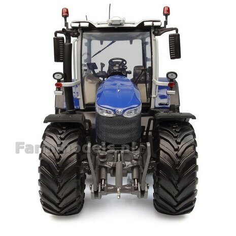 Iseki Big-T T8S305 1:32 Universal Hobbies UH6807       