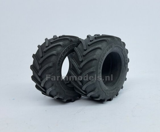 &Oslash; 56.7 x 26.1 mm: 2x Michelin Axiobib2 Banden ZONDER Velgen. Velggat band ong.: &Oslash; 30.8 mm   1:32    Farmmodels  Premium Line Series  