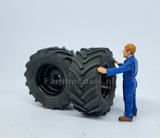 &Oslash; 56.7 x 26.1 mm: FENDT 942 Wiking: 2x Michelin Axiobib2 Banden + RESIN Velgen ZWART GLANS Gespoten geleverd 1:32    Farmmodels Premium Line Series 