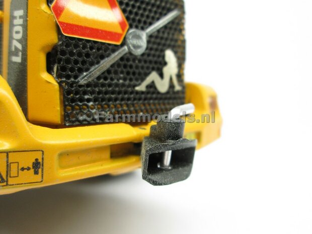 &Oslash; 47.3 mm: VOLVO L60H: 2x brede Shovel banden + ALUMINIUM velgen VOLVO GEEL Gespoten geleverd geschikt voor Volvo L60H serie agri Collectables 1:32  