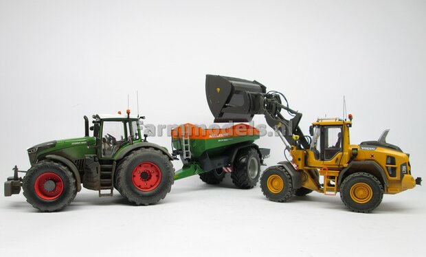 &Oslash; 47.3 mm: 2x Dubbellucht Shovel banden + ALUMINIUM velgen VOLVO GEEL Gespoten geleverd passend in de Aluminium Farmmodels Volvo L60H serie  1:32         