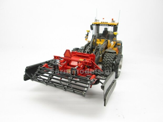 &Oslash; 47.3 mm: 2x Dubbellucht Shovel banden + ALUMINIUM velgen VOLVO GEEL Gespoten geleverd passend in de Aluminium Farmmodels Volvo L60H serie  1:32         