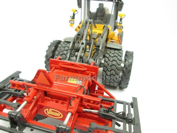&Oslash; 47.3 mm: 2x Dubbellucht Shovel banden + ALUMINIUM velgen VOLVO GEEL Gespoten geleverd passend in de Aluminium Farmmodels Volvo L60H serie  1:32         
