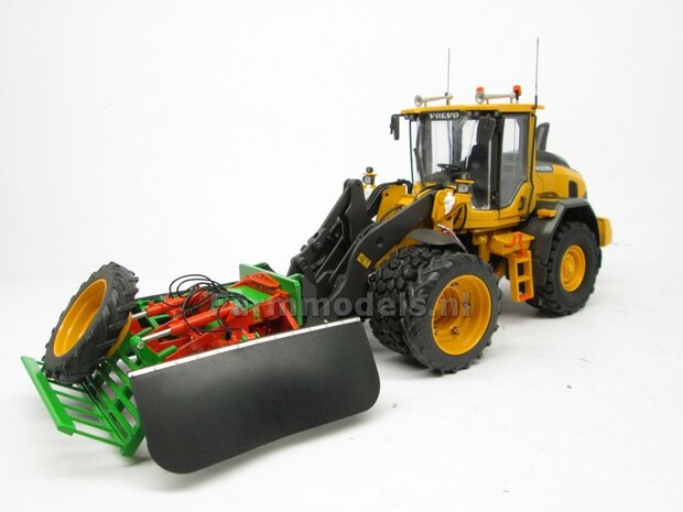 &Oslash; 47.3 mm: 2x Dubbellucht Shovel banden + ALUMINIUM velgen VOLVO GEEL Gespoten geleverd passend in de Aluminium Farmmodels Volvo L60H serie  1:32         