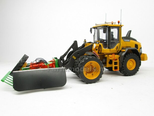 &Oslash; 47.3 mm: 2x Dubbellucht Shovel banden + ALUMINIUM velgen VOLVO GEEL Gespoten geleverd passend in de Aluminium Farmmodels Volvo L60H serie  1:32         
