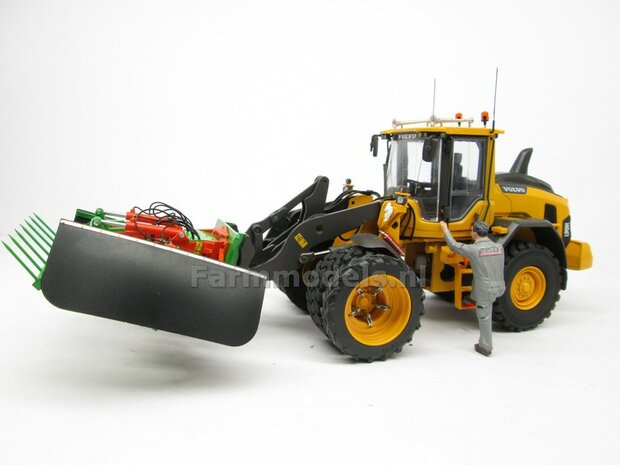 &Oslash; 47.3 mm: 2x Dubbellucht Shovel banden + ALUMINIUM velgen VOLVO GEEL Gespoten geleverd passend in de Aluminium Farmmodels Volvo L60H serie  1:32         