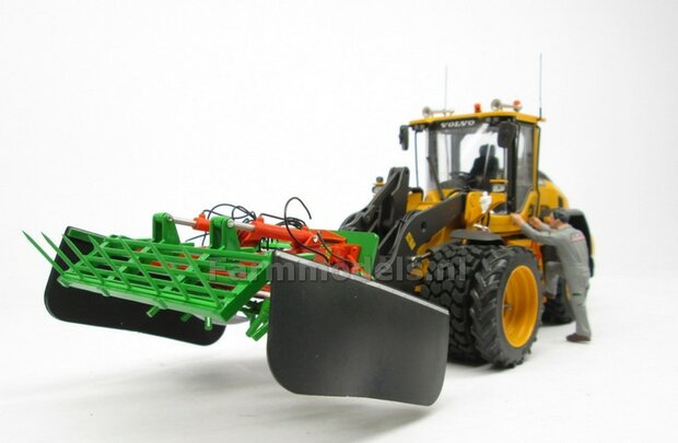 &Oslash; 47.3 mm: 2x Dubbellucht Shovel banden + ALUMINIUM velgen VOLVO GEEL Gespoten geleverd passend in de Aluminium Farmmodels Volvo L60H serie  1:32         