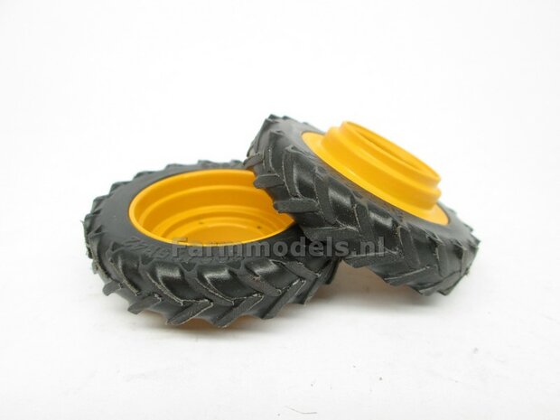&Oslash; 47.3 mm: 2x Dubbellucht Shovel banden + ALUMINIUM velgen VOLVO GEEL Gespoten geleverd passend in de Aluminium Farmmodels Volvo L60H serie  1:32         