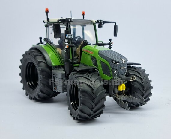 &Oslash; 47.7 x 24.2 mm: Fendt 620 UH: 2x Brede Vooras banden + ALUMINIUM velgen ZWART GLANS Gespoten geleverd 1:32 Farmmodels Custom Line Series 