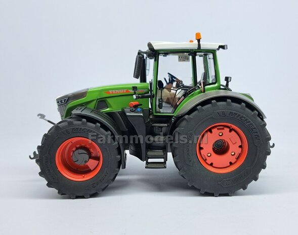 &Oslash;30 mm x 8 mm hoog: 2x FENDT 942 Wiking WIELGEWICHTEN  RESIN  BLANK Geleverd  1:32  Farmmodels Premium Line  