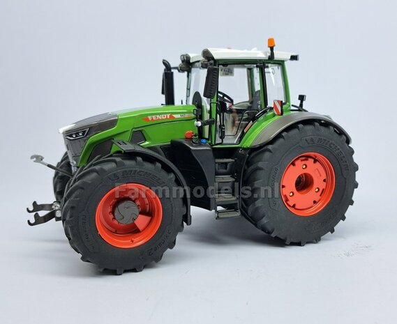 &Oslash;30 mm x 8 mm hoog: 2x FENDT 942 Wiking WIELGEWICHTEN  RESIN  BLANK Geleverd  1:32  Farmmodels Premium Line  