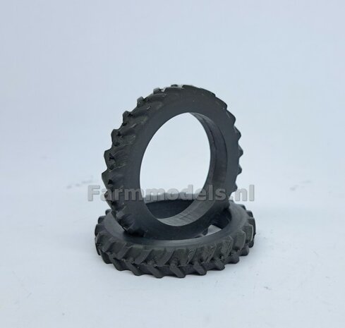 &Oslash; 49x 7.5 mm: 2x CULTUUR BANDEN ZONDER VELGEN 1:32  