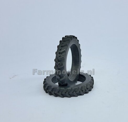 &Oslash; 49x 7.5 mm: 2x CULTUUR BANDEN ZONDER VELGEN 1:32  