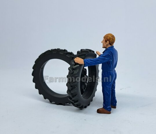 &Oslash; 49x 7.5 mm: 2x CULTUUR BANDEN ZONDER VELGEN 1:32  