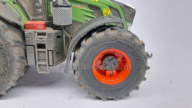 &Oslash; 70.3 x 30.4 mm: FENDT 939 Facelift Wiking: 2x Michelin Axiobib2 Banden + Resin Velgen FENDT ROOD Gespoten + MESSING AS en POLY-STRIP 1:32  BEGIN JUNI LEVERBAAR